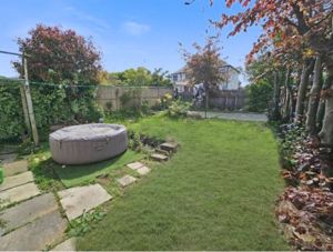 Photo 16- click for photo gallery